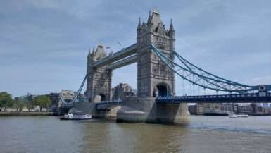 Tower Bridge London – ikonische Brücke über die Themse, beliebtes Fotomotiv und Highlight unseres England-Schottland-Roadtrips.