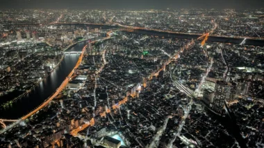 Tokio mit Kindern bei Nacht – Blick über die Skyline vom Tokyo Skytree